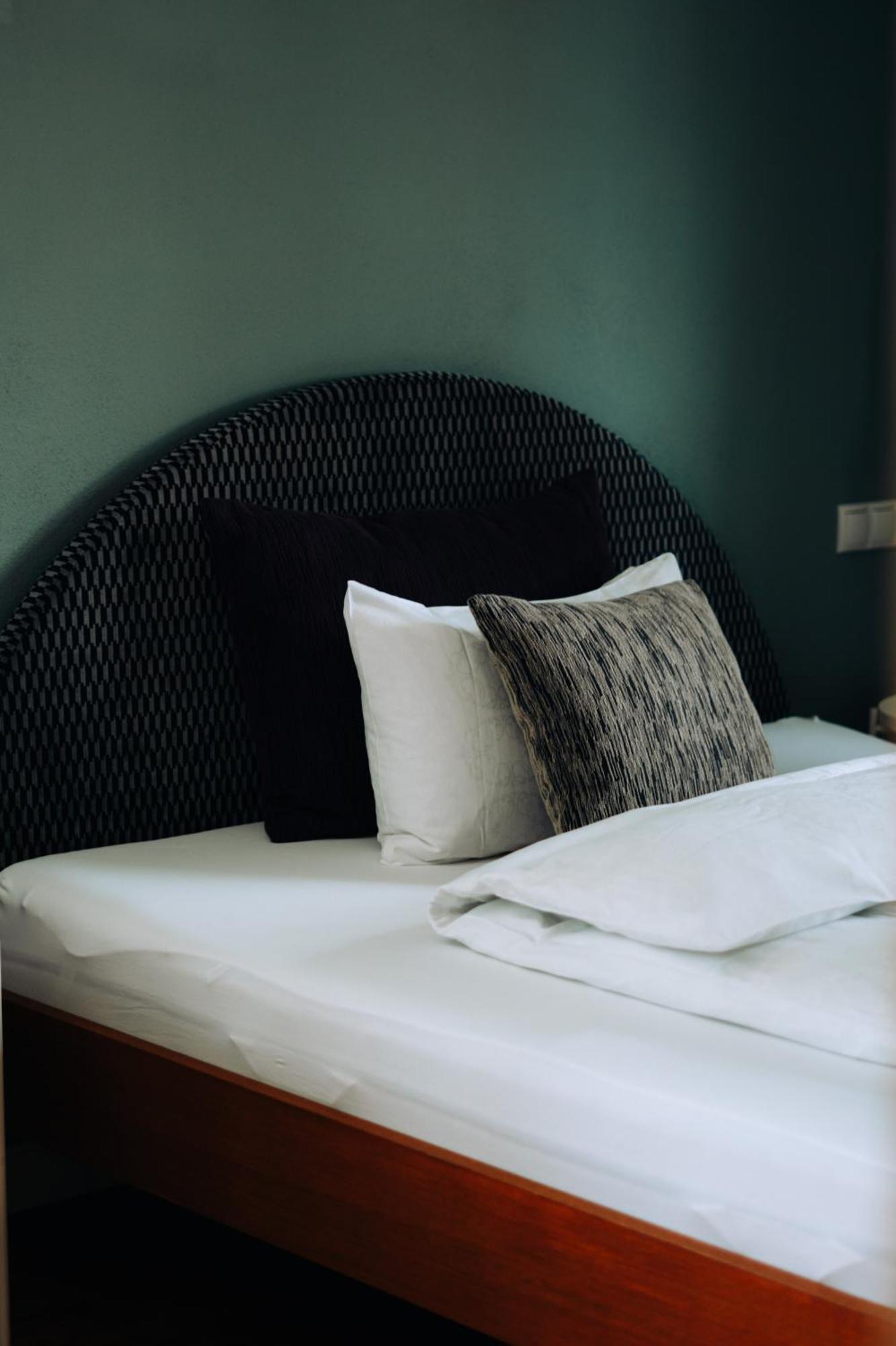 Molo Rouge - Boutiquehotel & Cafe 文西德尔 外观 照片